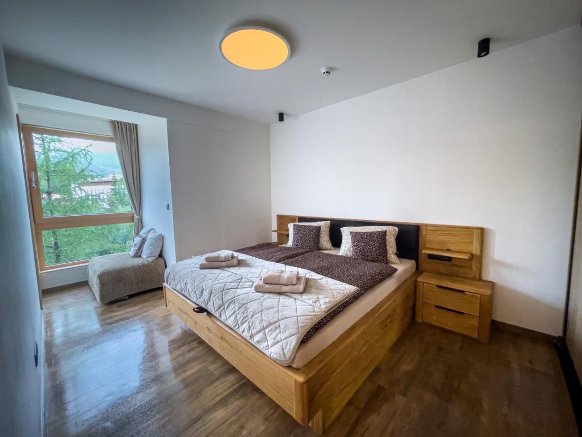 Apartman S Vyhladom Na Stity Ovruc 312 Штрбскє-Плесо Екстер'єр фото