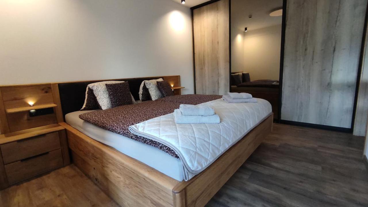 Apartman S Vyhladom Na Stity Ovruc 312 Штрбскє-Плесо Екстер'єр фото