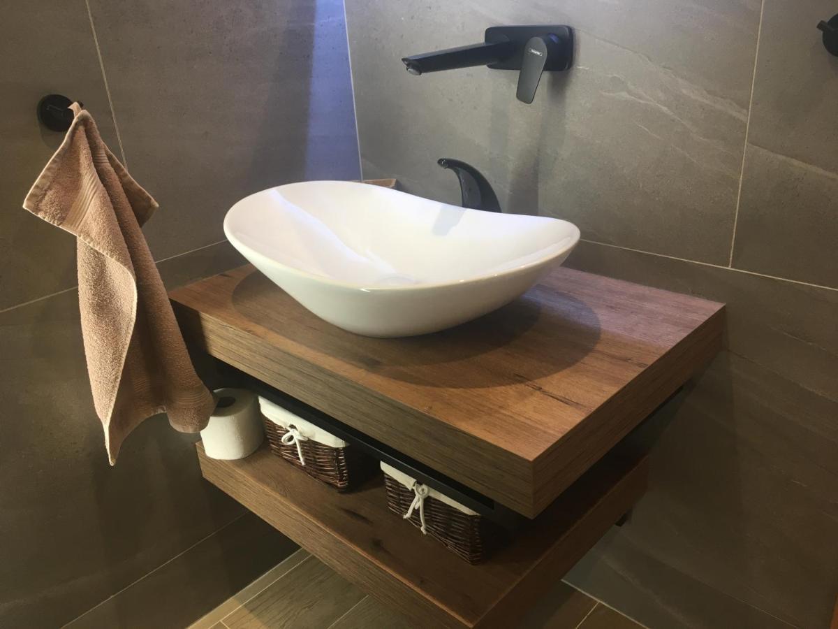 Apartman S Vyhladom Na Stity Ovruc 312 Штрбскє-Плесо Екстер'єр фото