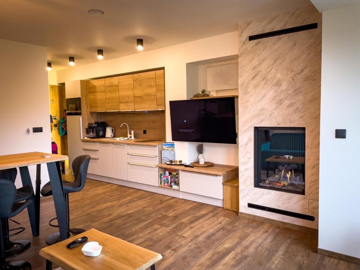 Apartman S Vyhladom Na Stity Ovruc 312 Штрбскє-Плесо Екстер'єр фото
