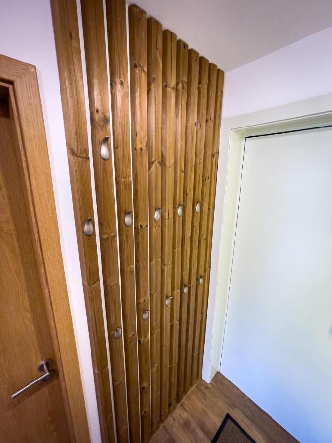 Apartman S Vyhladom Na Stity Ovruc 312 Штрбскє-Плесо Екстер'єр фото